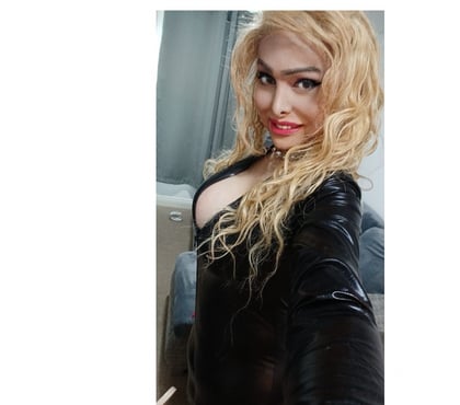 Trans Chelmsford City Centre Chelmsford - Photos for Ts Sara Jéssika , Dominant 👠Top active. ANACONDA🐉