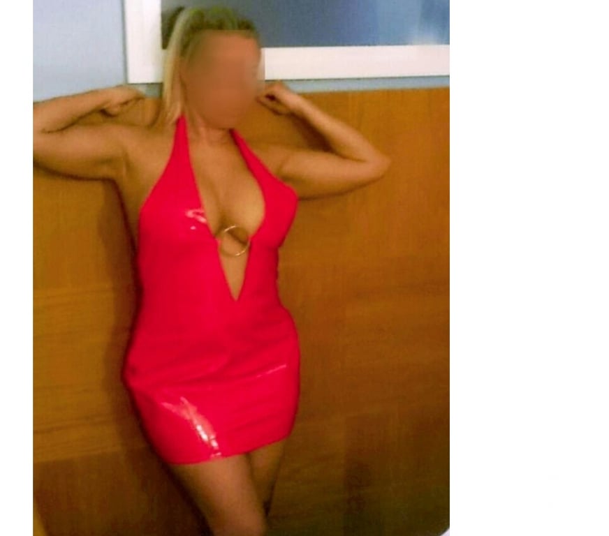 Escorts Surrey Spelthorne - Photos for Polish Pie Pandora Well Experienced Mature Slimmer figure