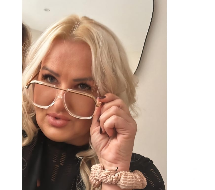 Escorts Surrey Spelthorne - Photos for Polish Pie Pandora Well Experienced BEAUTY MATURE FUNNY