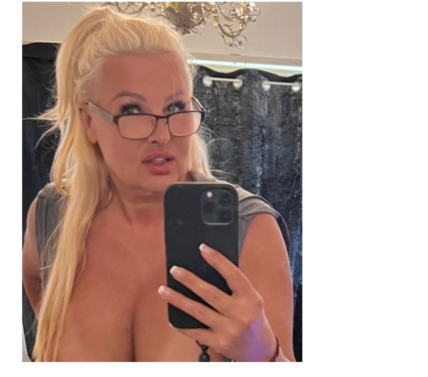 Escorts Surrey Spelthorne - Photos for Polish Pie Pandora Well Experienced BEAUTY MATURE FUNNY