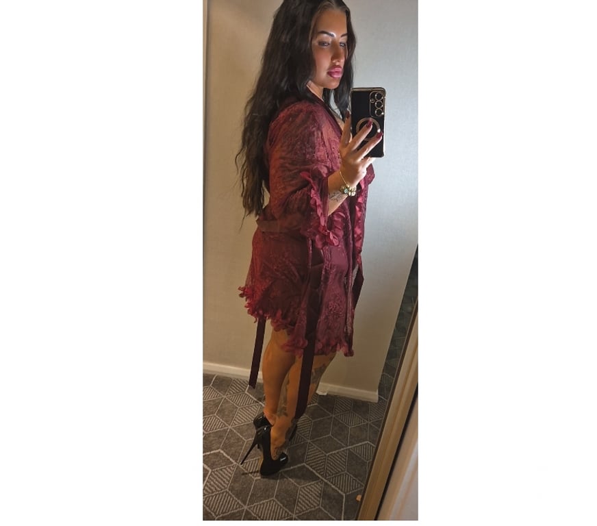 Escorts Glasgow Glasgow City Centre - Glasgow - Photos for Curvy, Kinky Yorkshire girl... New in town!!!!!!