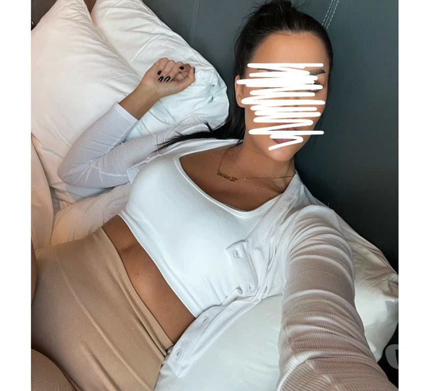 Adult Entertainment Central London London Bridge Station - Central London - Photos for British sexy girl ready to play 😝