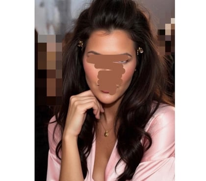 Photos for Virtual only🤳..23 years old..verification available 📲