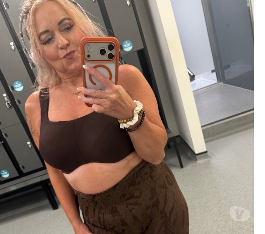 Adult Entertainment Vale of Glamorgan - Wales Barry - Vale of Glamorgan - Photos for HOT CURVY LADY Online Calls and Content 07505 807938