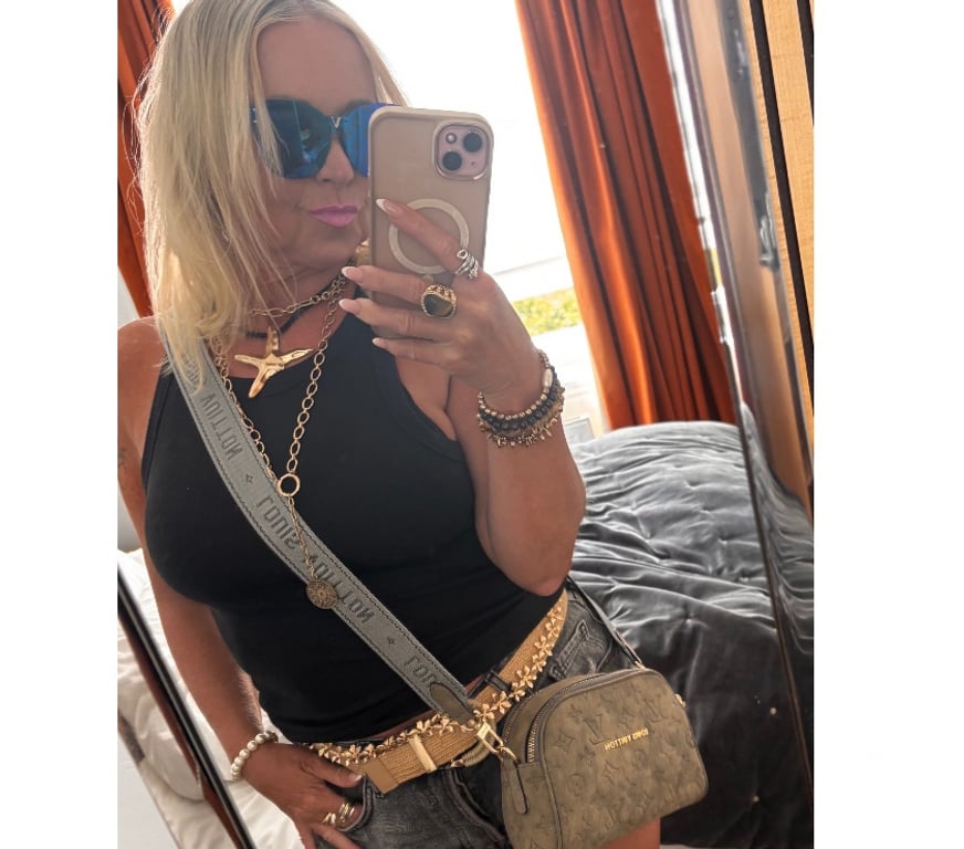 Adult Entertainment Vale of Glamorgan - Wales Barry - Vale of Glamorgan - Photos for VIDEOCALLS ๐TABOO ROLEPLAY ๐ TEXTING ๐ WHATSAPP ME