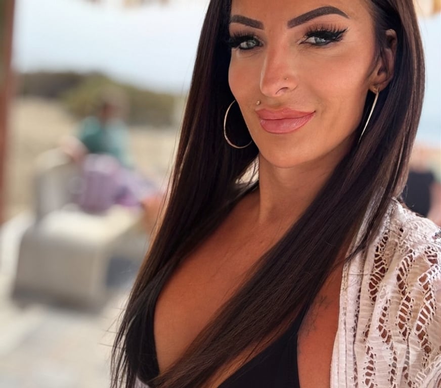 Trans Escorts Greater Manchester Wigan - Photos for Independent trans girl