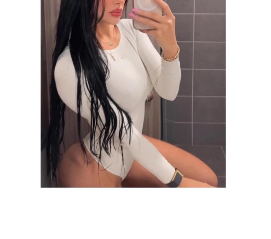 Escorts East London Ardleigh Green - East London - Photos for NEW IN TOWN SEXY PARTY Only OUTCALL