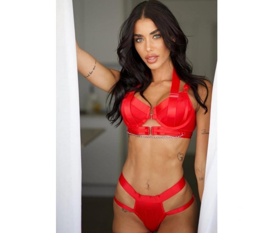 Escorts Merseyside Liverpool - Photos for 🇧🇷 LINDA SKINY 24hr porn 🌟 InOUTCALL
