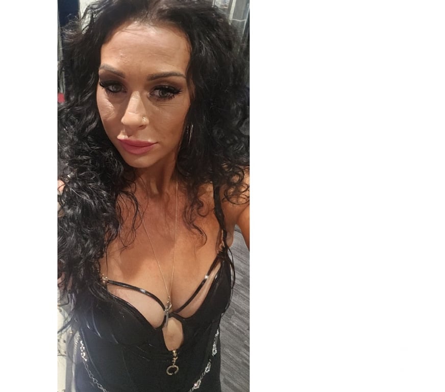 Escorts Essex Thurrock - Essex - Photos for ENGLISH BEAUTY HOLLY