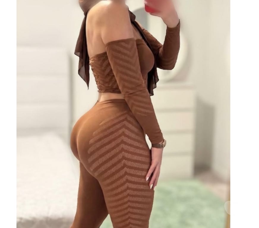 Escorts West Yorkshire Leeds - Photos for British Nikabi Asian Escort- 2 days only