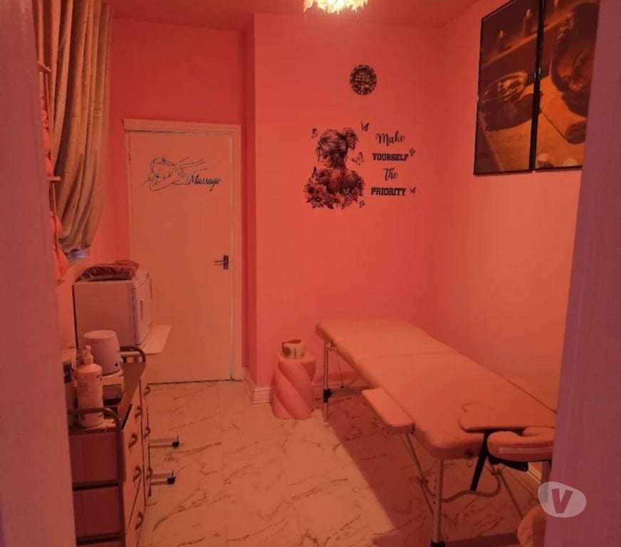 Full body massage West Midlands Birmingham - Photos for MJR Universal therapy - Male & females practitioners