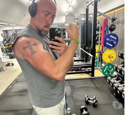 Escorts Banbury Cherwell - Photos for Discreet & Sophisticated Male Companion (for Women)