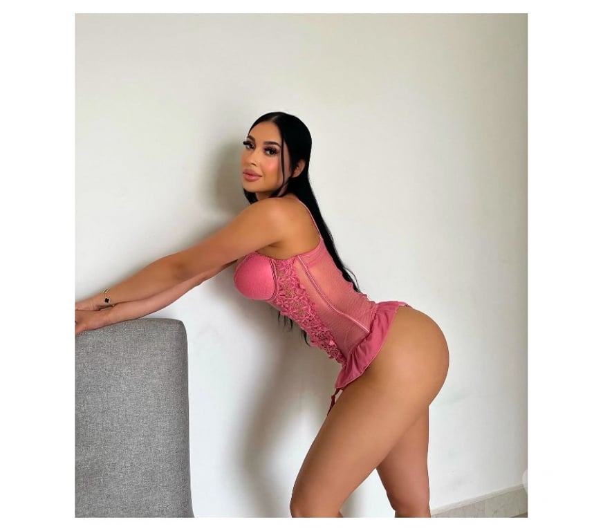 Escorts North West London Hendon Central - North West London - Photos for Paloma NEW IN Town🤗sexy Brazilian 🥰
