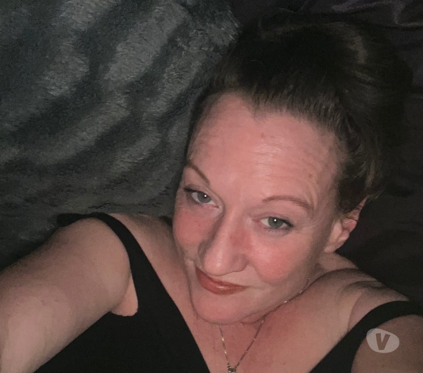 Escorts Hertfordshire Stevenage - Photos for Naughty Suzi, 💋curvy, mature English milf