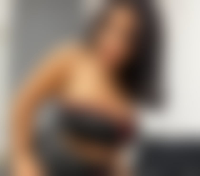 Escorts Coventry City Centre Coventry - Photos for Emmy 🥰 NOW GALS PARTY 🥳 GALS OWO INCLUD IN 1h