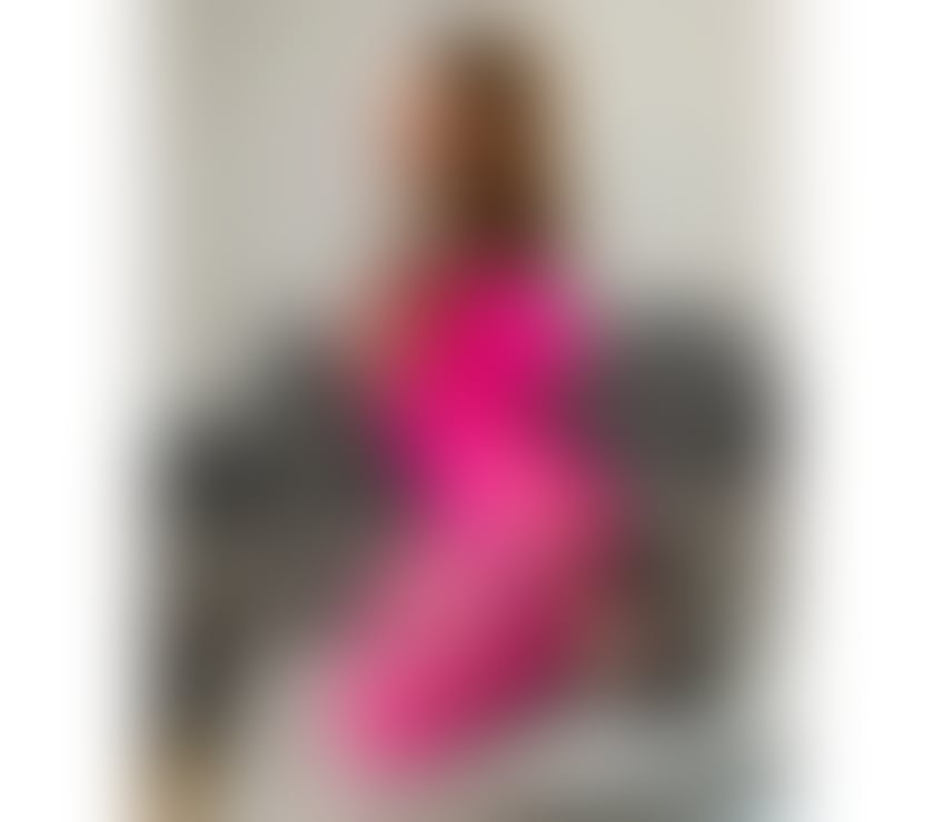 Escorts Bedfordshire Luton - Photos for Gesyca new luton party