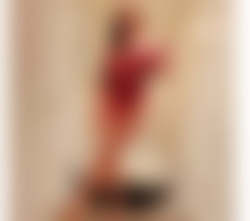 Escorts Luton Town Centre Luton - Photos for Alexa new luton
