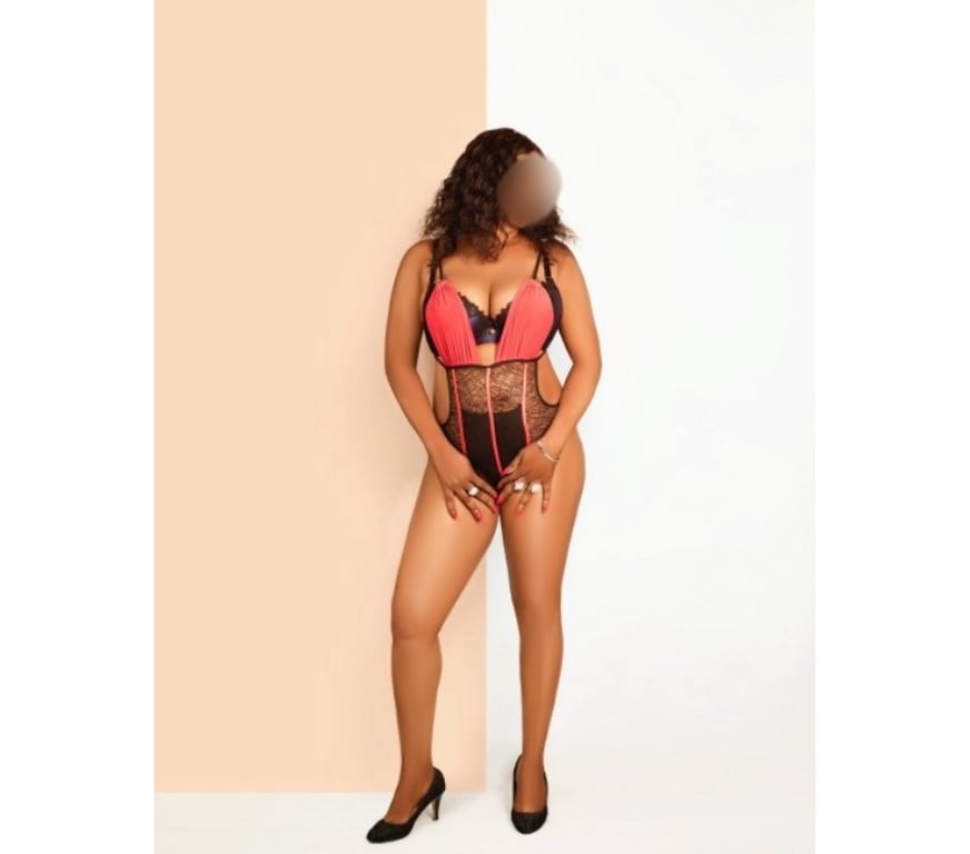 Escorts Belfast Belfast City Centre (South) - Belfast - Photos for Sexy Ebony Bianca IN TOWN ON'T MISS OUT this party Girl Girl