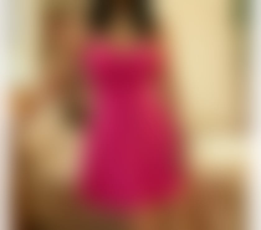 Photos for 🍑🍒flirty curvy girl for interactive play ON TILL LATE