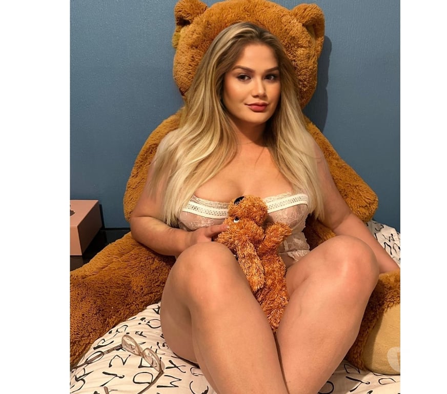 Escorts North London Finchley - North London - Photos for Caroline Brazilian🇧🇷🍸