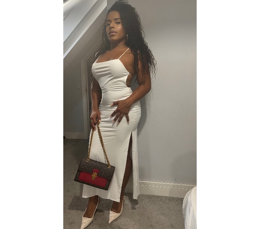 Trans Escorts Buckinghamshire High Wycombe - Buckinghamshire - Photos for Laysa trans Brazilian I have pics I'm free