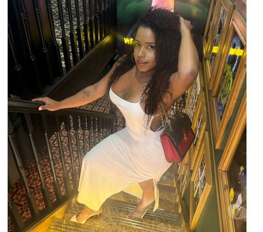 Trans Escorts Buckinghamshire High Wycombe - Buckinghamshire - Photos for Laysa trans Brazilian I have pics I'm free