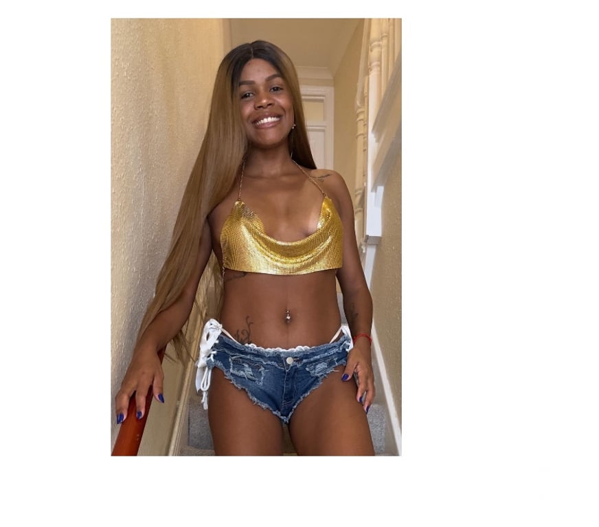 Escorts South West London Motspur Park - South West London - Photos for New Brazilian Beauty Ready to Tempt You 😘🔥