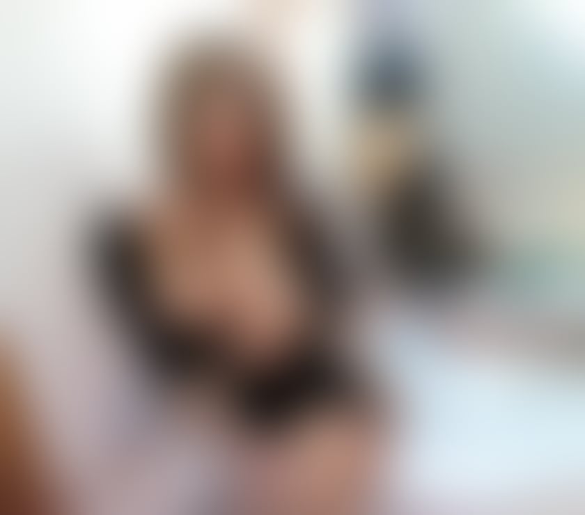 Escorts North Yorkshire Middlesbrough - Photos for TRANS SHEMALE TS CARLA BIG SURPRISE