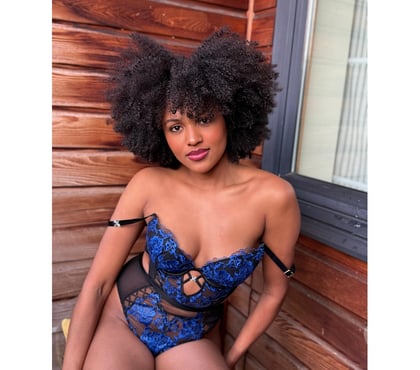 Escorts Leeds City Centre Leeds - Photos for Enter a world of elegance and desire with Maya Melo ❤️