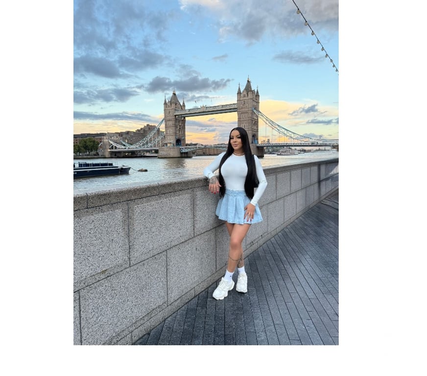 Escorts South West London Colliers Wood - South West London - Photos for Bruna Your New Brazilian Addiction Starts Now πβ¨