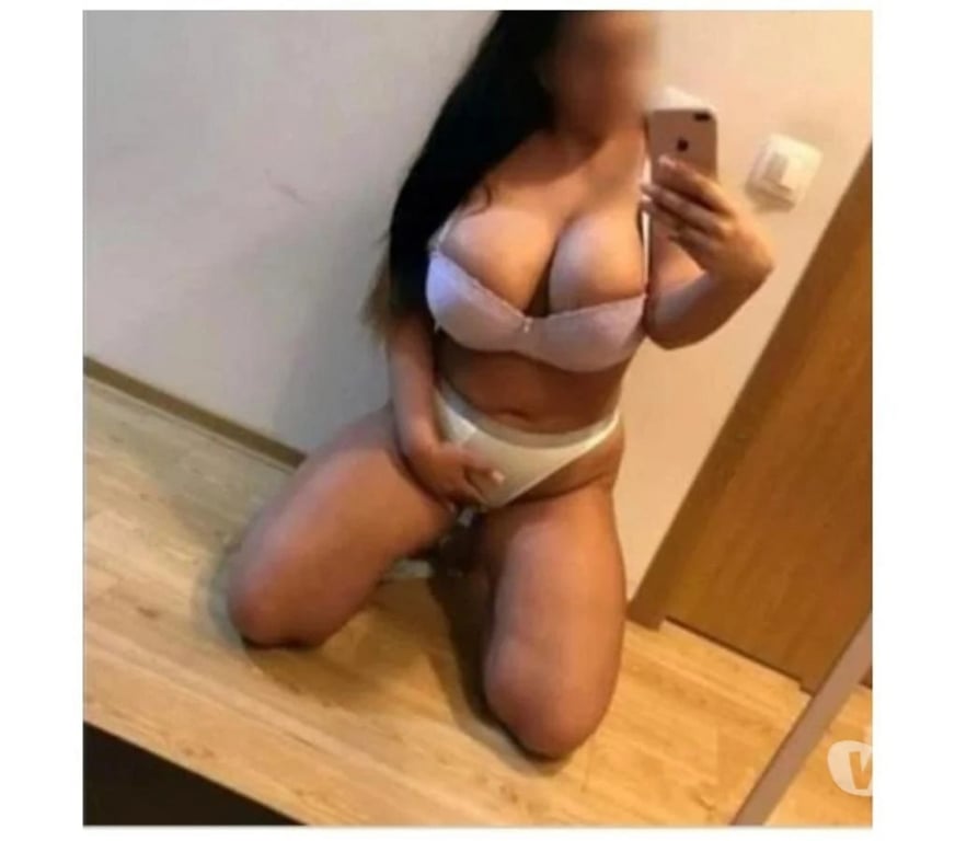 Escorts West Yorkshire Leeds - Photos for Sara full servis incall&aucall party best Owo
