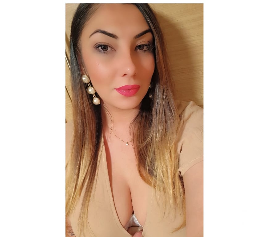 Escorts North West London Camden - Photos for ✨ Aleksa, 27✨ X AVAILABLE UNTIL 5AM X 😈