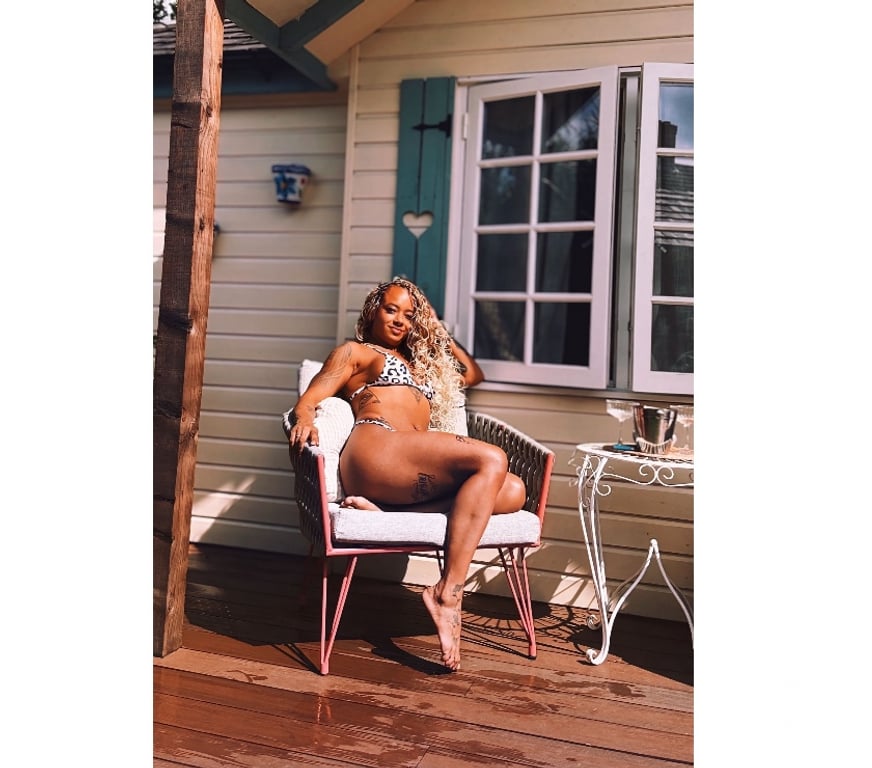 Escorts West London Notting Hill - West London - Photos for Brazilian Babe Face in London💚🤍 Party and Love