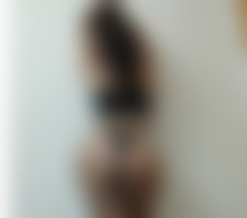 Escorts Belfast Belfast City Centre (South) - Belfast - Photos for Latina waitress first in town