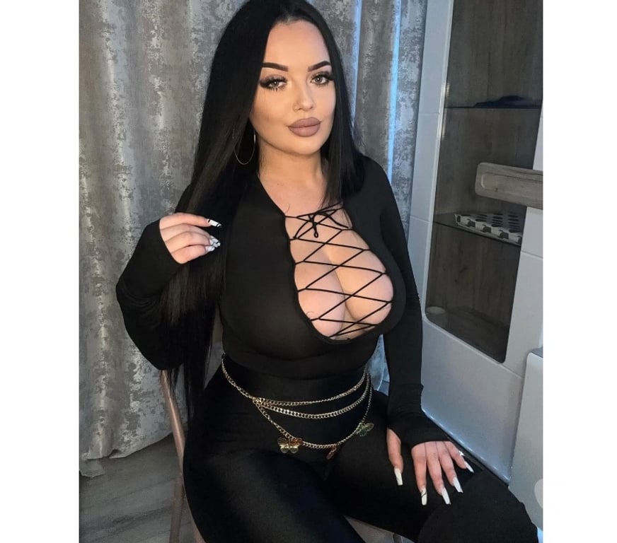 Escorts Glasgow Ibrox - Glasgow - Photos for Sarah new ! Just 2 weeks in Glasgow!