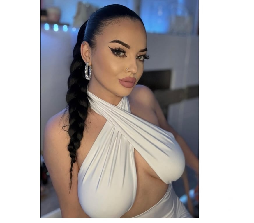 Escorts Glasgow Ibrox - Glasgow - Photos for Sarah new ! Just 2 weeks in Glasgow!