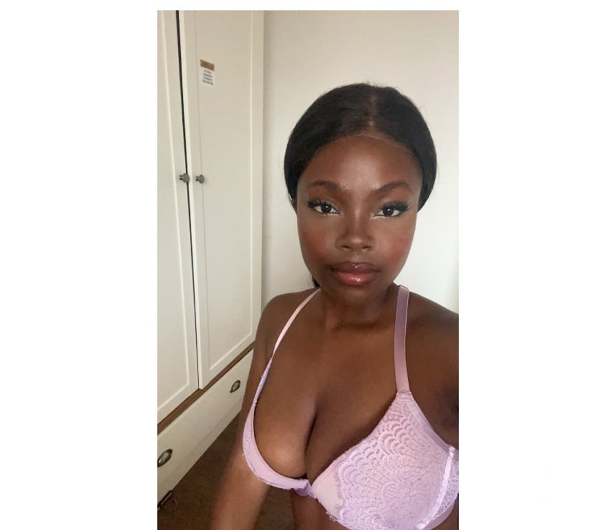 Escorts East London Canary Wharf - DLR Station - East London - Photos for IVY - 19 EBONY-SUB-DOM-RAINBOW-LOVE