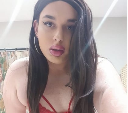 Trans Arsenal Station North London - Photos for TRANSGENDER LAURA SEXY CURVES BIG ASS AVAILABLE NOW