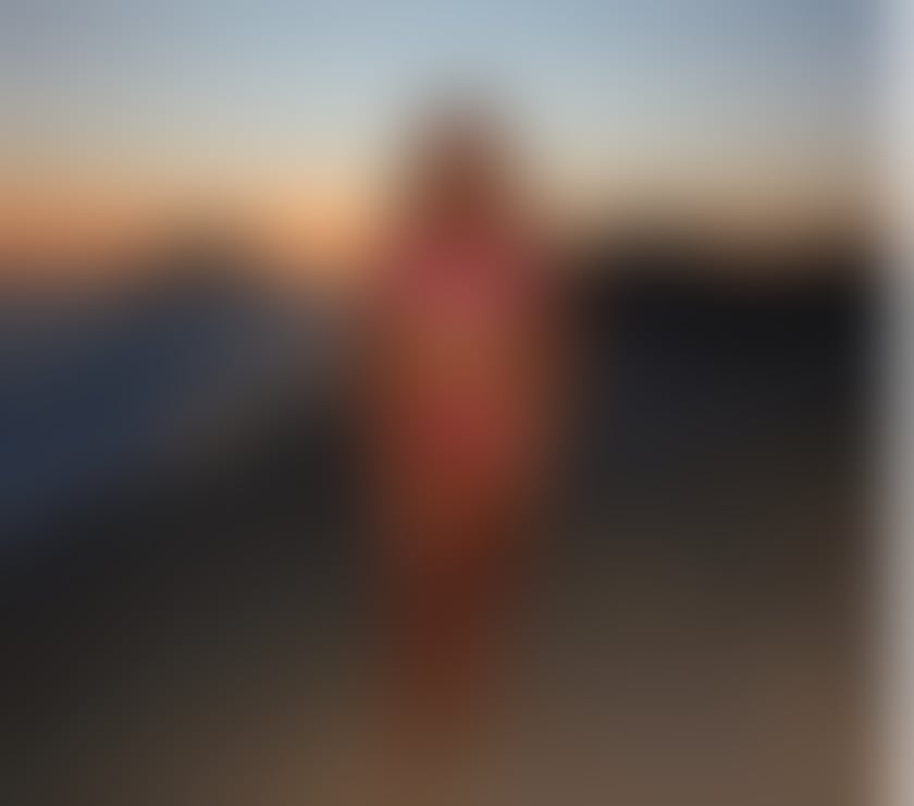 Escorts Hampshire Southampton - Photos for Hot sexy blonde Latina | Big butt | Party girls🎀