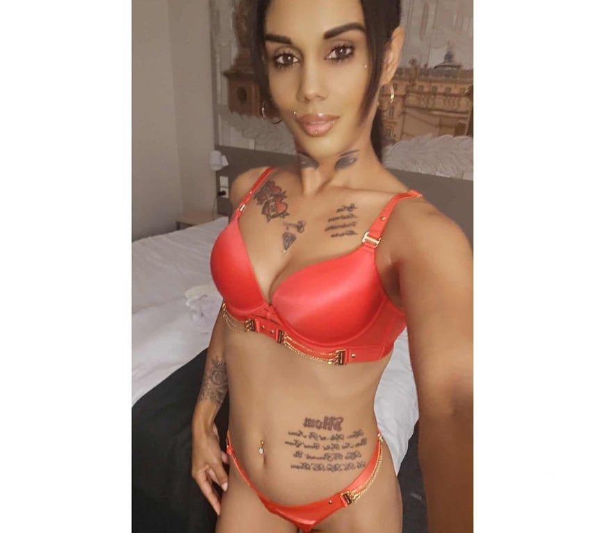 Escorts Belfast Malone - Belfast - Photos for Alessia 😆Available for Incalls & Outcalls
