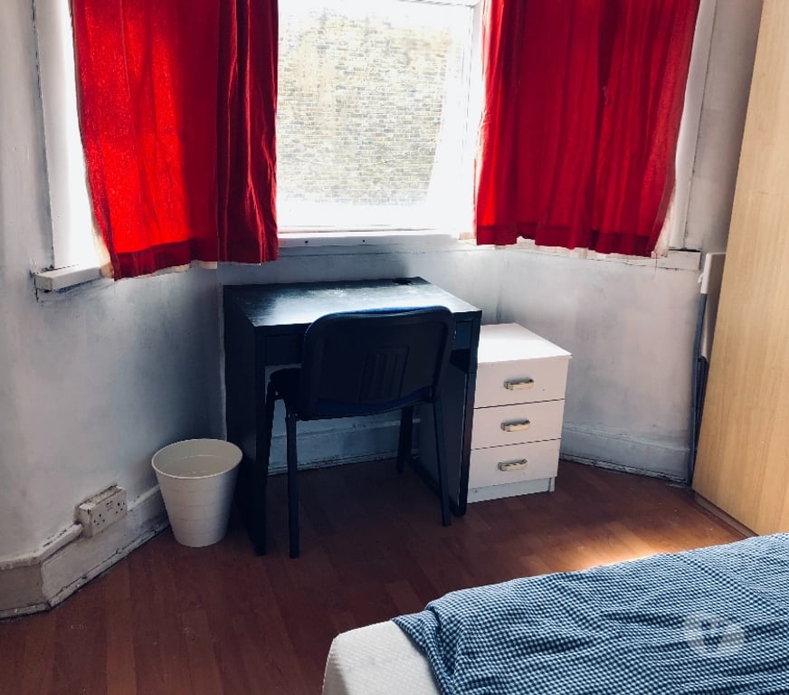 room to let East London Upton Park - East London - Photos for large single room to let @ E13 9DA all bills inc available