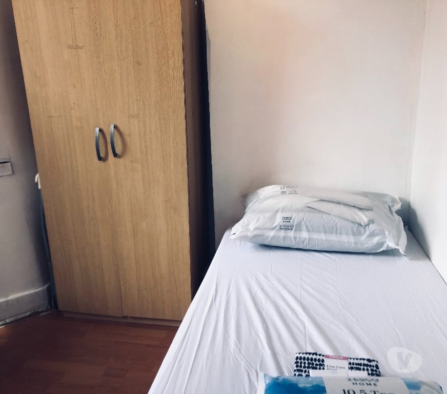 room to let East London Upton Park - East London - Photos for large single room to let @ E13 9DA all bills inc available