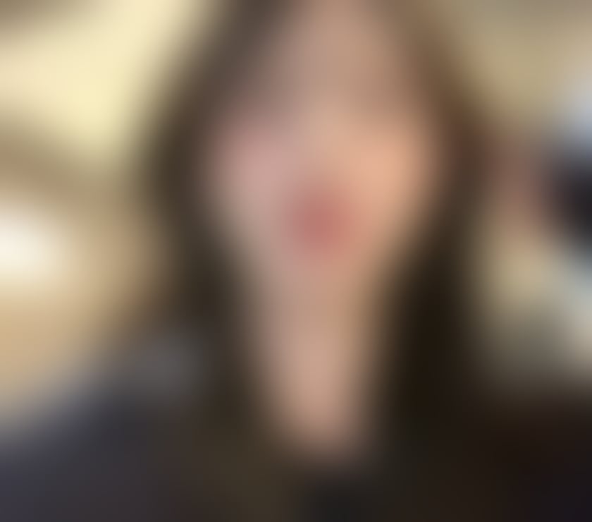 Escorts Belfast City Centre (South) Belfast - Photos for Asian graduate offer massage or escort services