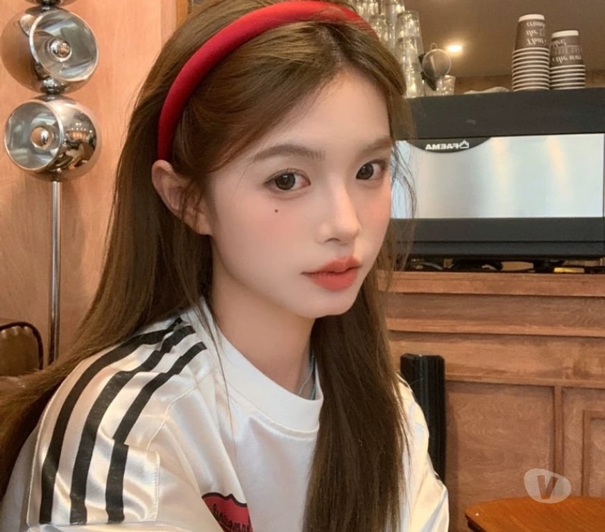 Escorts Belfast Belfast City Centre (South) - Belfast - Photos for Asian graduate offer massage or escort services