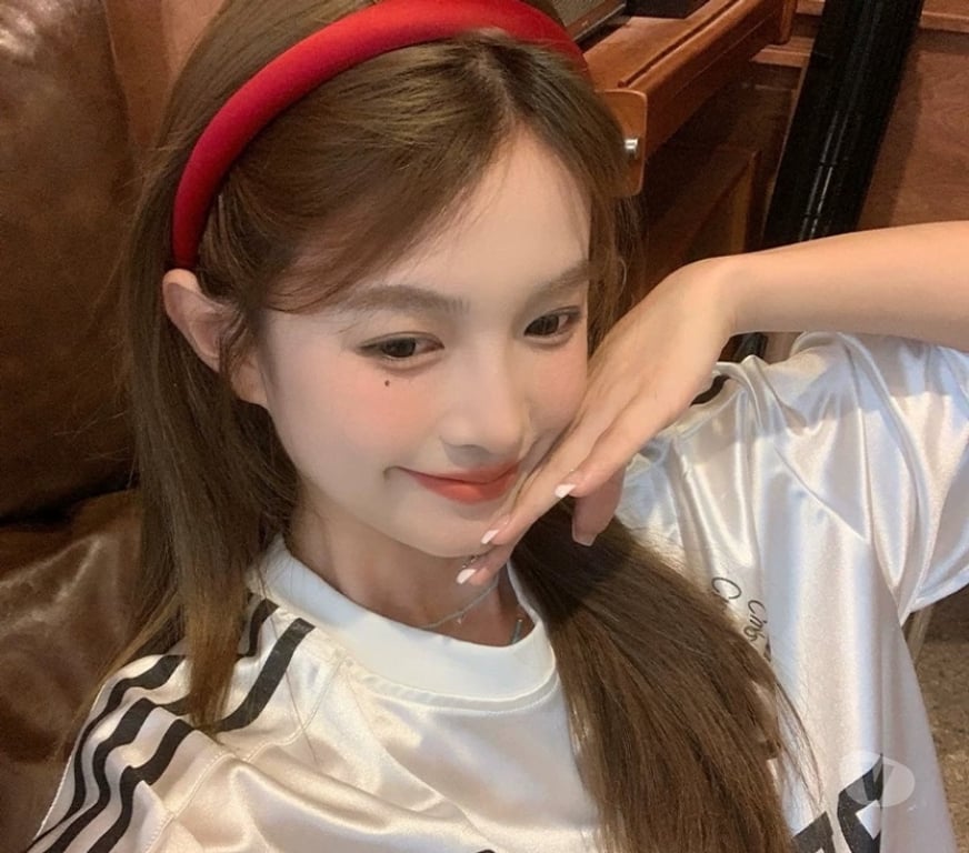 Escorts Belfast Belfast City Centre (South) - Belfast - Photos for Asian graduate offer massage or escort services