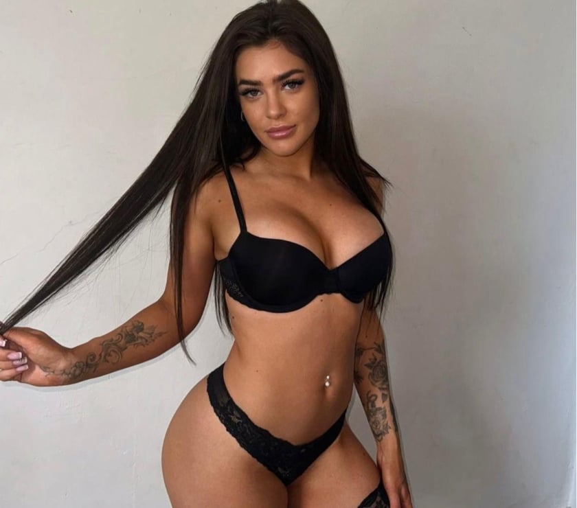 Escorts Manchester City Centre Manchester - Photos for NINA NAUGHTY BRAZILIAN 🇧🇷❤️‍🔥