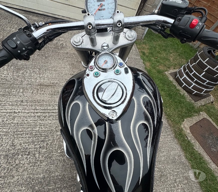 motorbike for sale Bristol Bristol City Centre - Bristol - Photos for Triumph speedmaster 865cc 12mot, serviced,brand new tyres