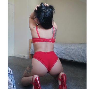  Escorts Hull City Centre Hull - Photos for JUST OUTCALL😍PartyyGirl🥰CONFIRM🥰WHATAPP