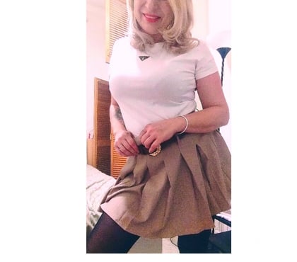 Escorts Aberdeen City Centre Aberdeen - Photos for Hot Blonde in stockings, high heels