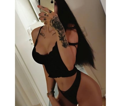 Escorts and Massages Guildford Town Centre Guildford - Photos for Best service 💯OUTCALL ❣️GIRLS ❤️
